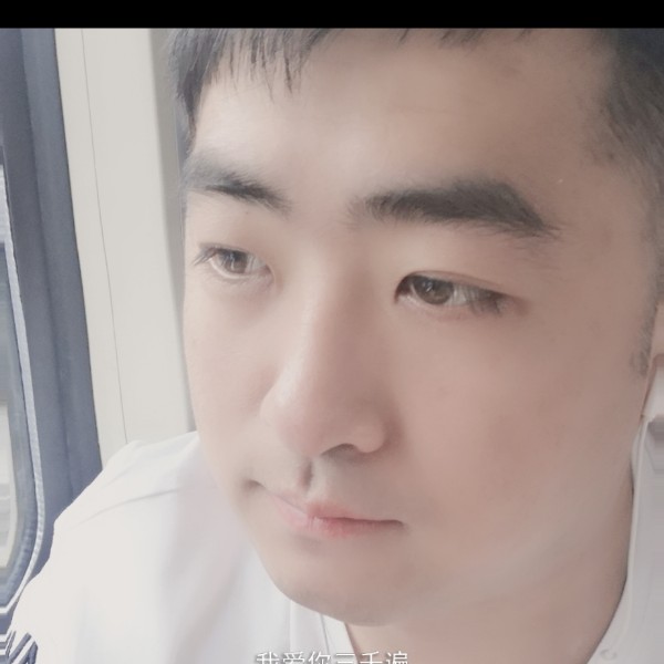 回忆深拥含蓄的照片