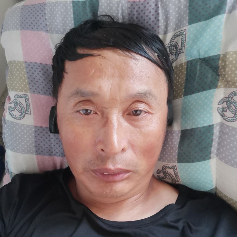 回首落寞的照片