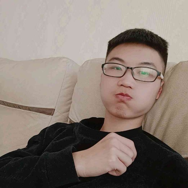 上官飞飞的照片