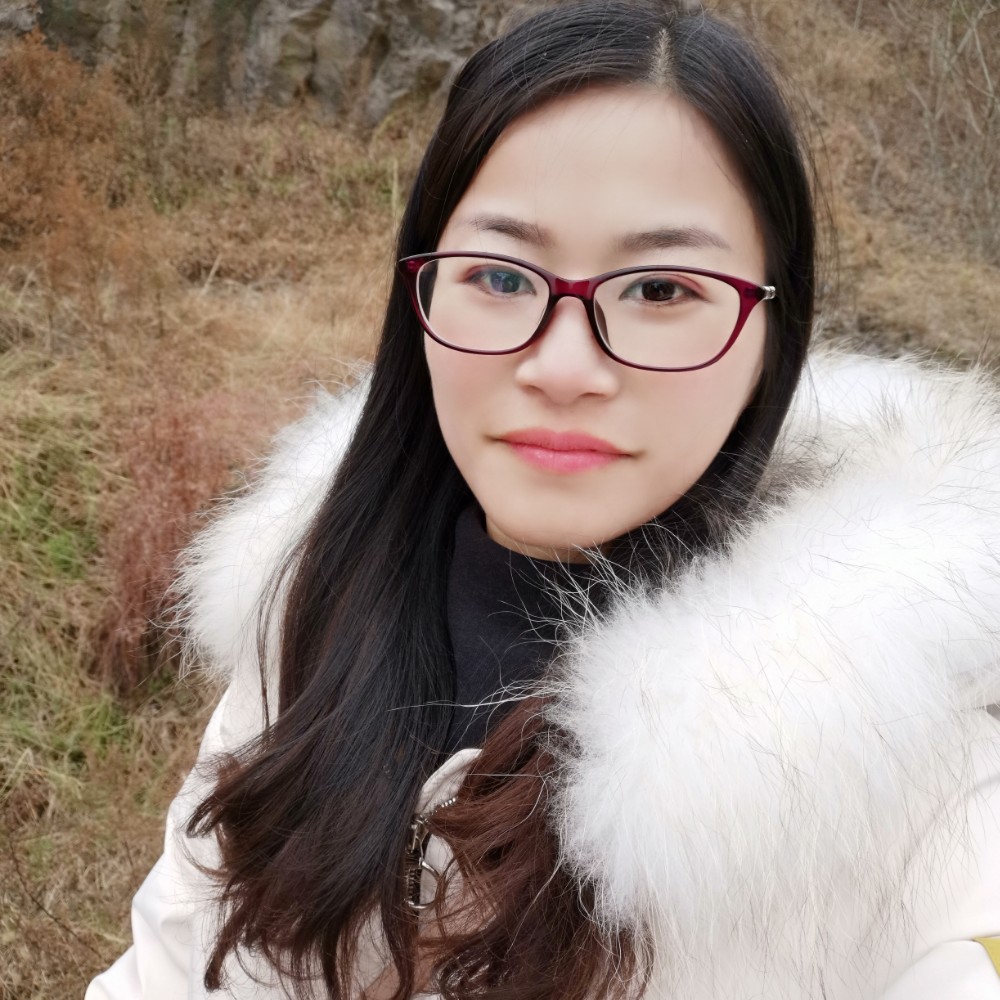 清脆漫步蝶舞的照片