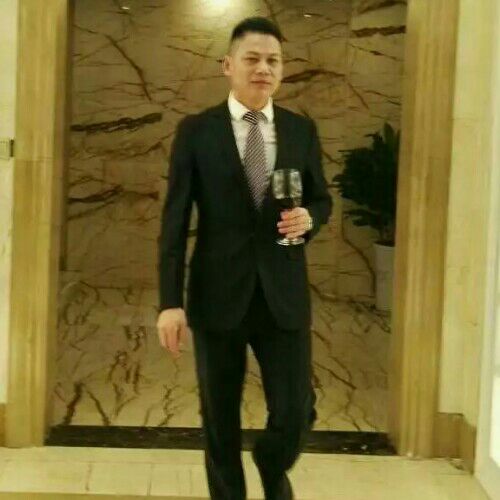 血总是热的的照片