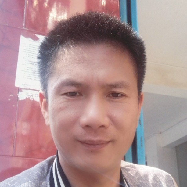 洛尘含蓄的照片