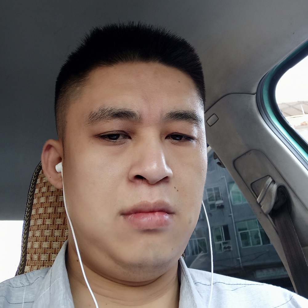 爱听歌黑米  华的照片