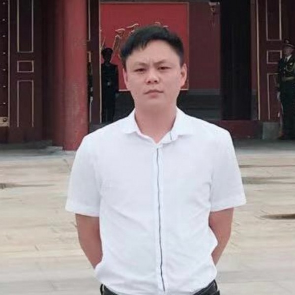 煎蛋卡布奇诺的的照片