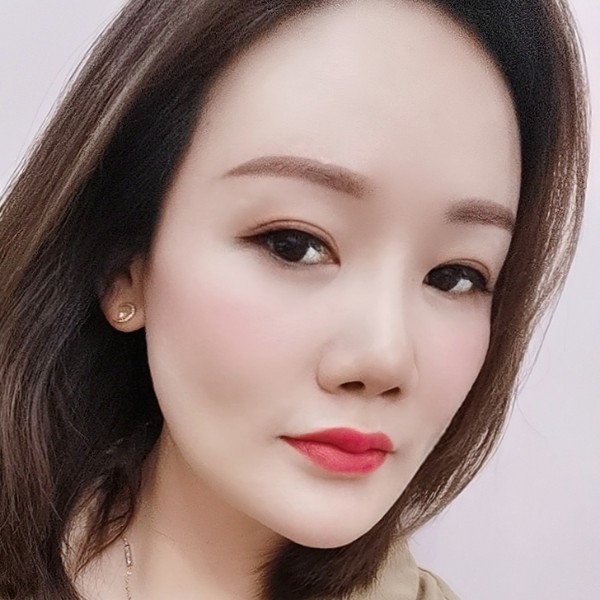 芸妃的照片