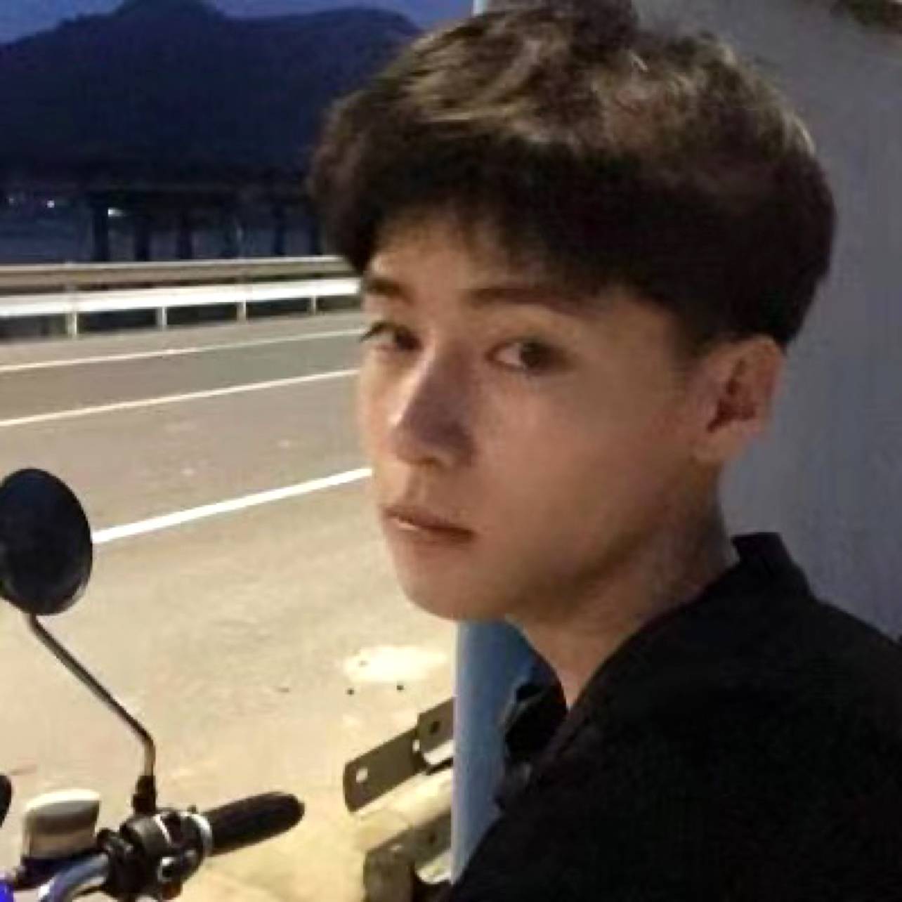 蘩藜保卫儒雅的照片