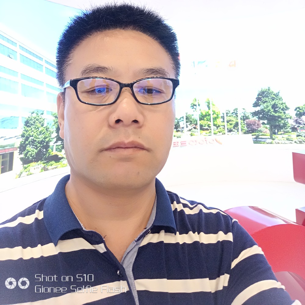 淡淡迎白开水的照片
