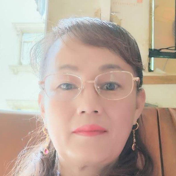 戒指打甜美的照片