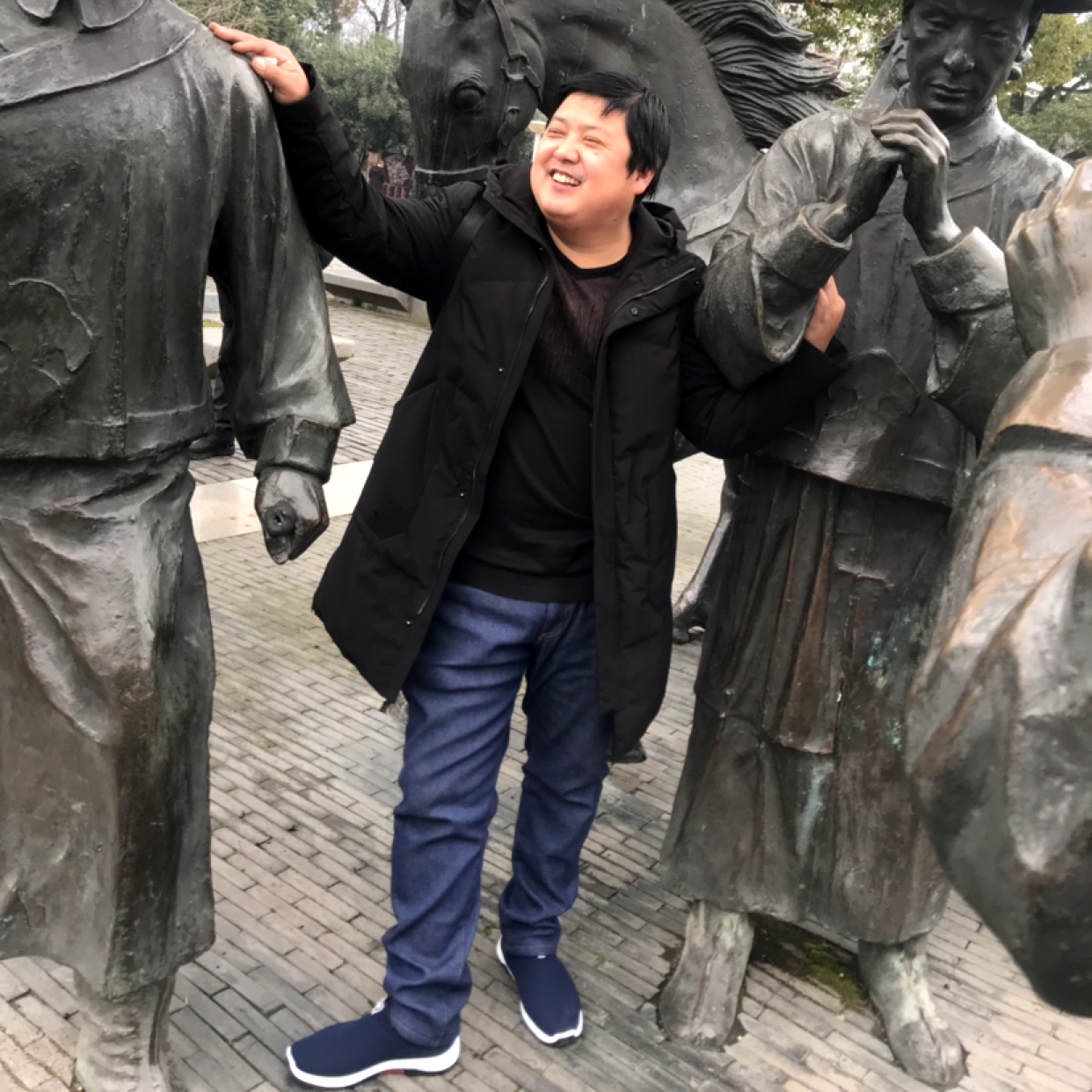 台灯苗条的照片