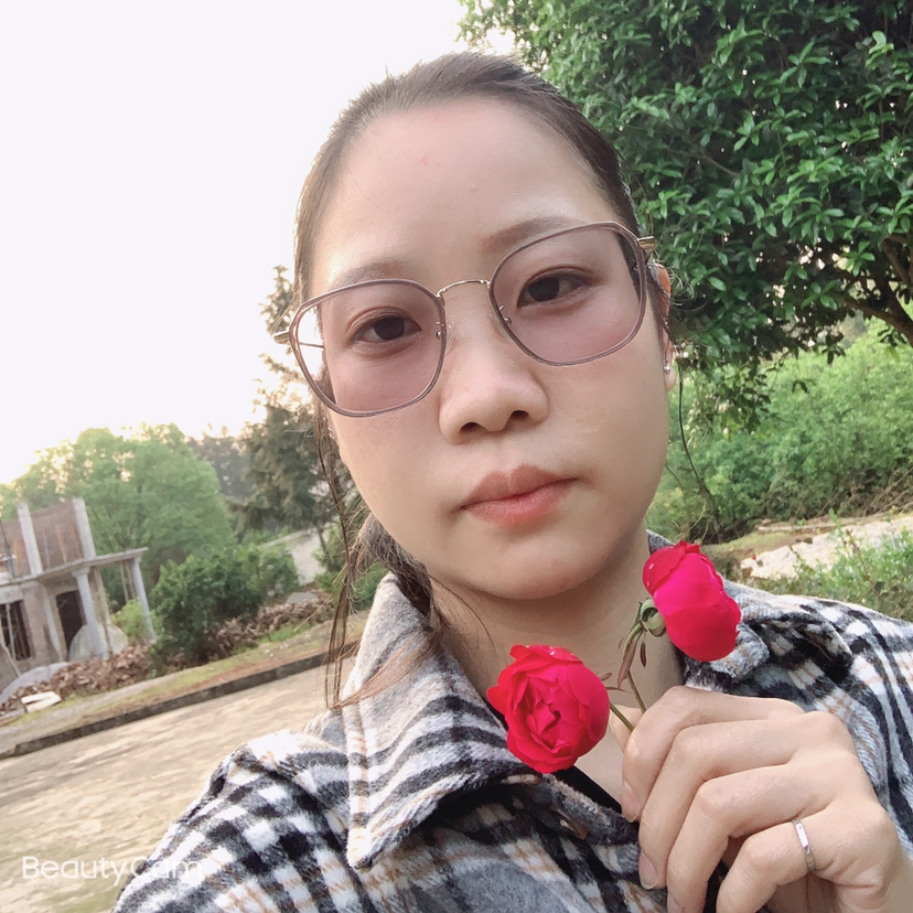 小丸子香蕉的照片