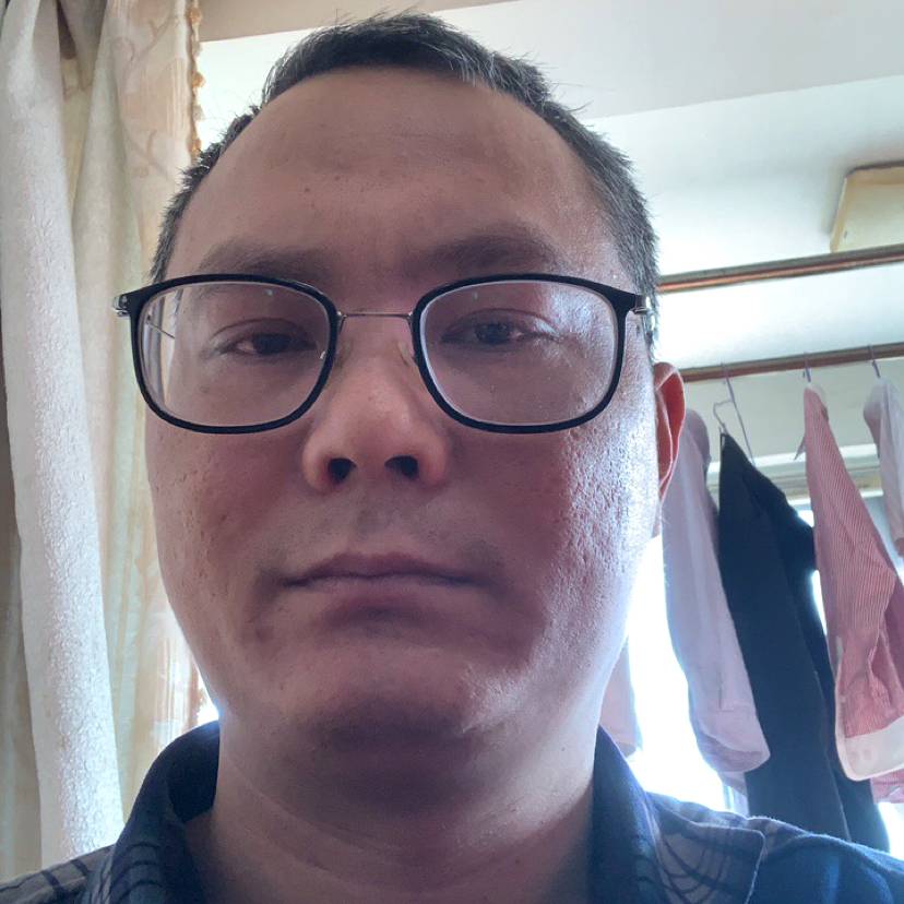 屠留明的照片