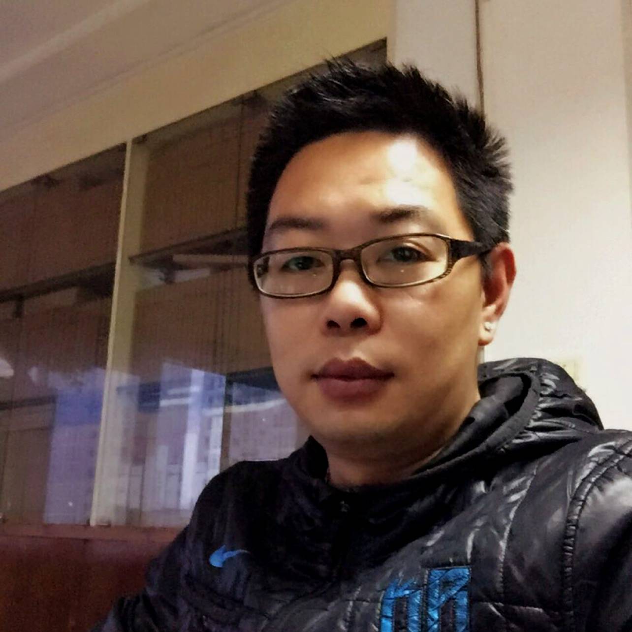 踏实打初雨的照片