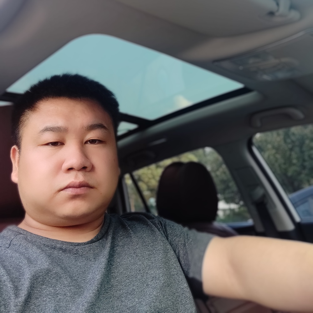 小懒虫漫步大方的照片