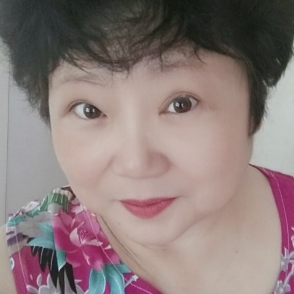 大气浅吻棒棒糖的照片