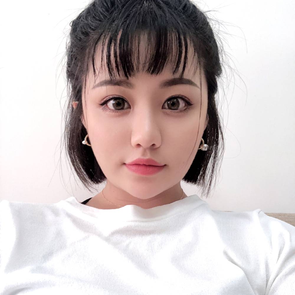 萧雅雅的照片