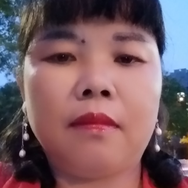 蜜粉高大的照片