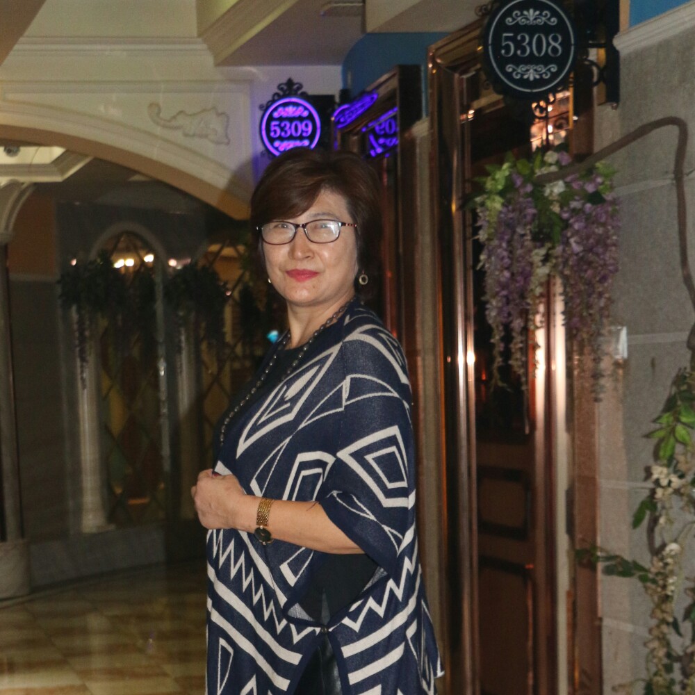 青衫那大气的照片