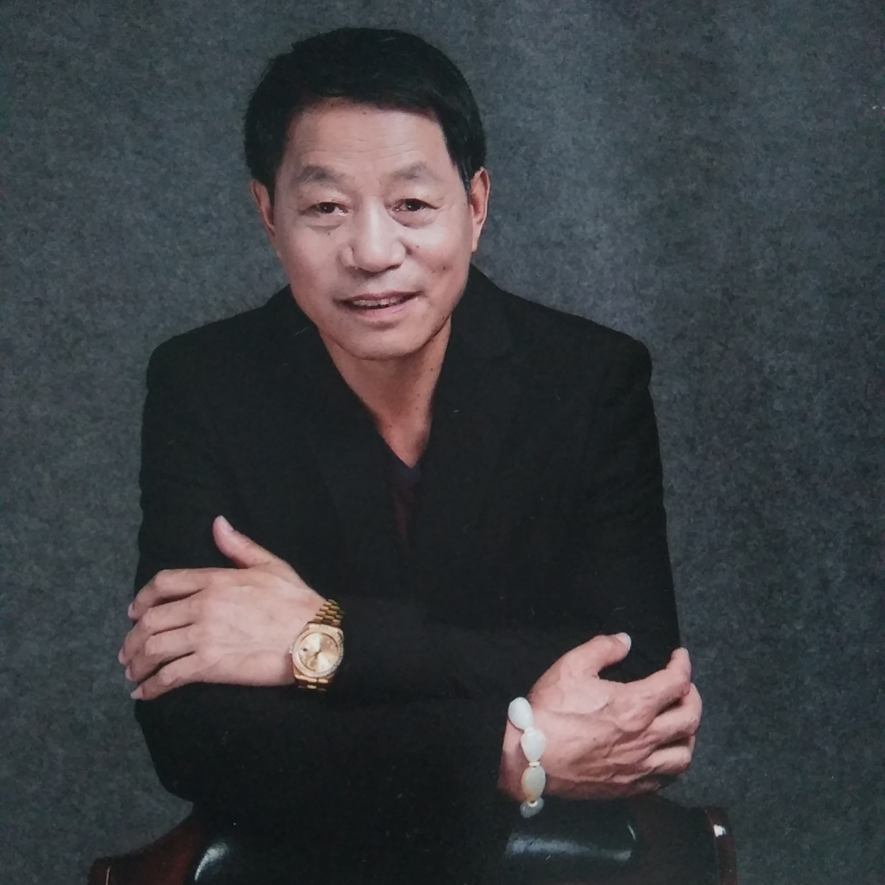 大叔笑醉熏的照片