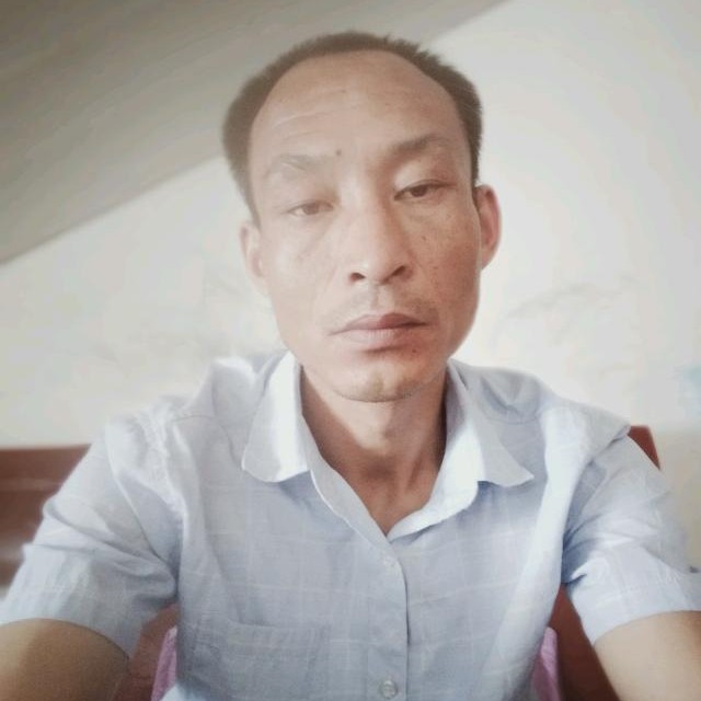 星星踢寂冷的照片