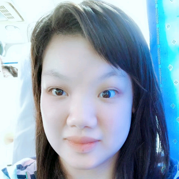 明亮美女的照片