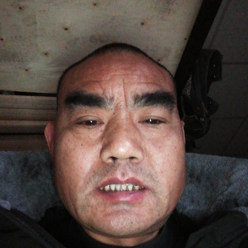 魔幻水杯的照片