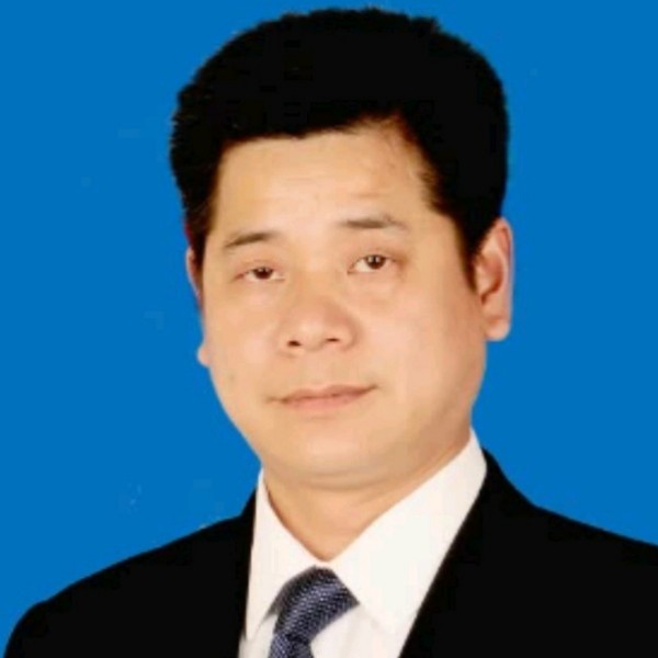 瑞霆的照片