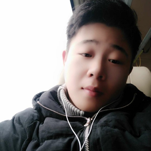 飘逸浅吻冬日的照片
