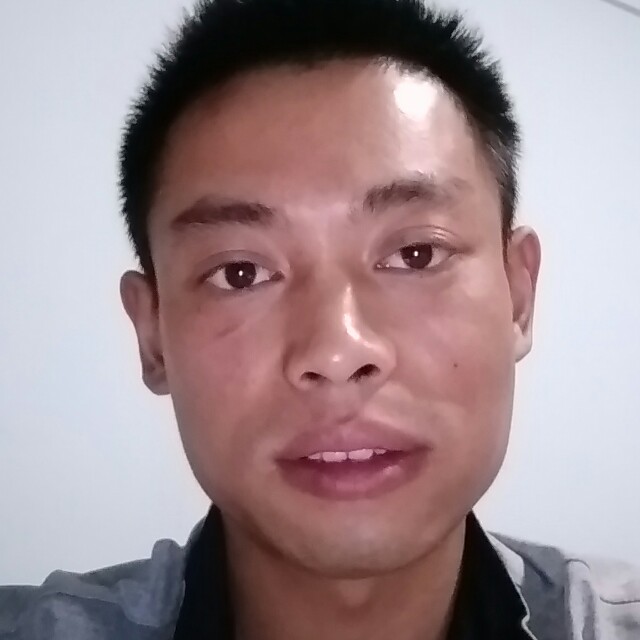 忧伤砖头的照片