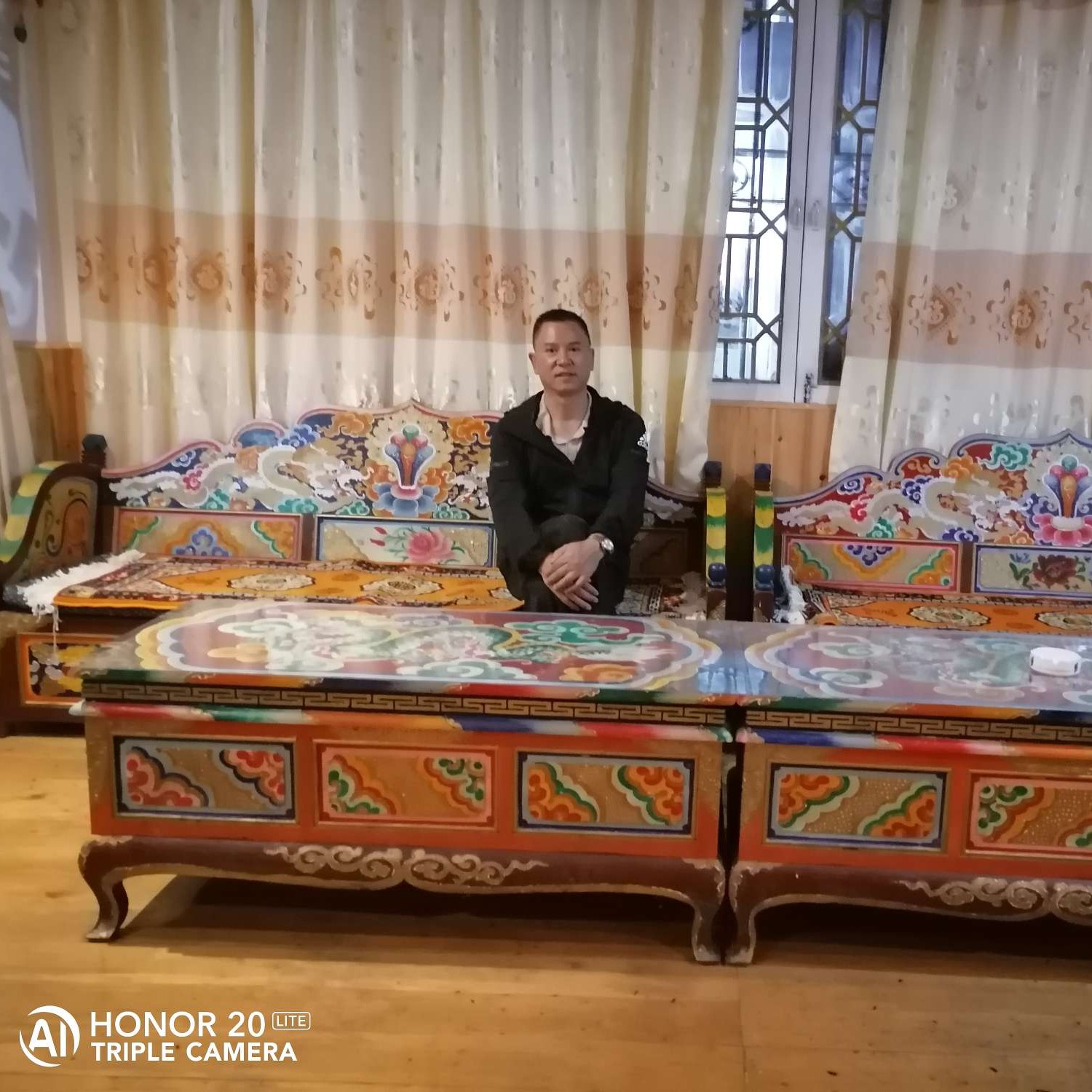 腼腆向流沙的照片