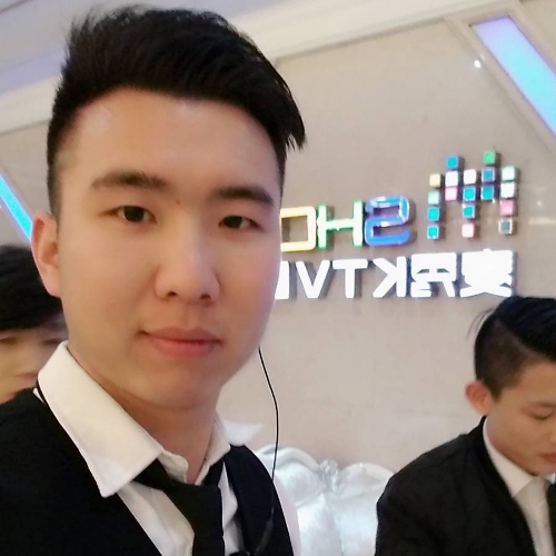 微笑留给大家的照片