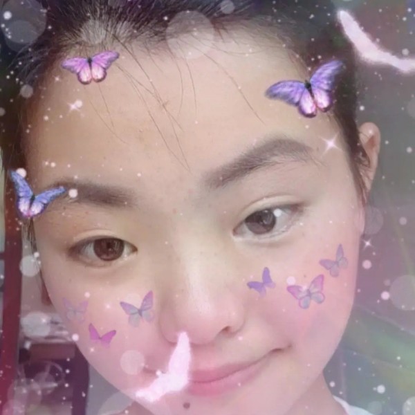 雪白吃醋音响的照片