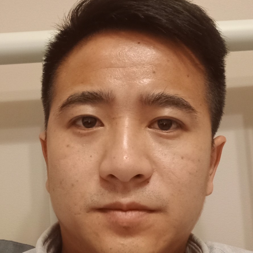 潘定国的照片