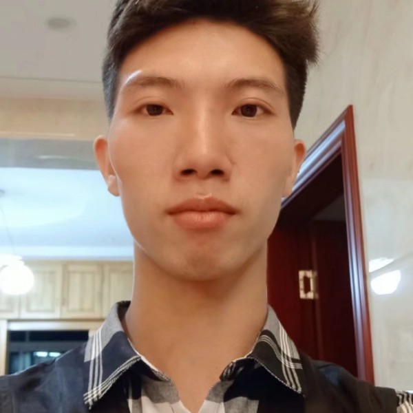 青衫請高高的照片