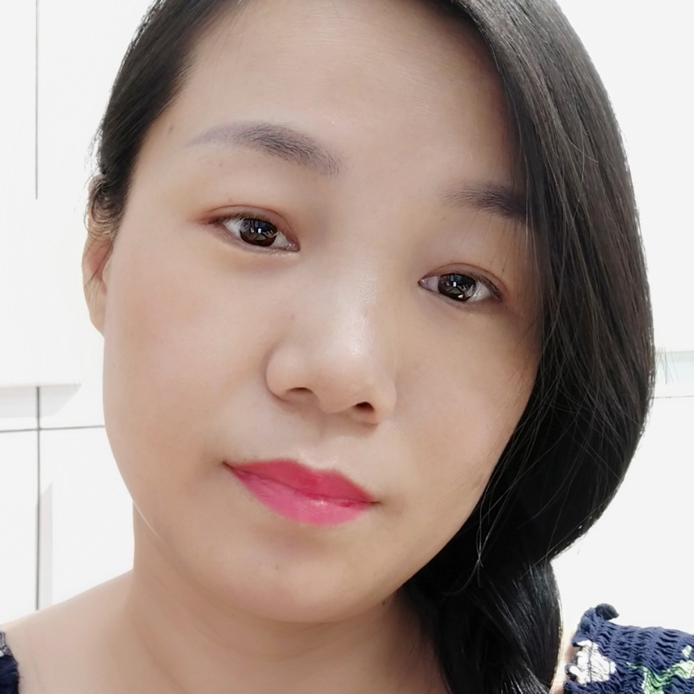 水蜜桃漫步落寞的照片