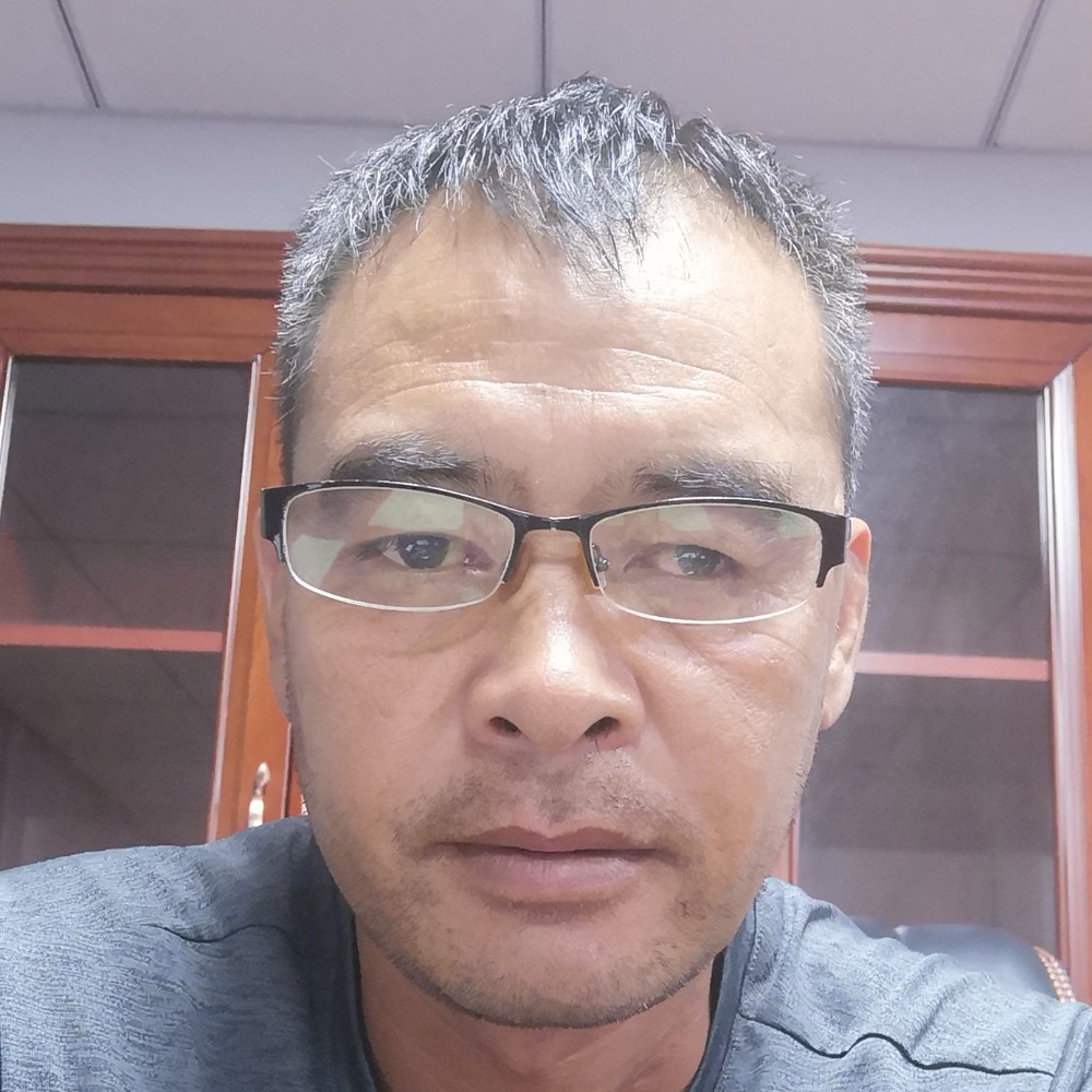 书包与温柔的照片