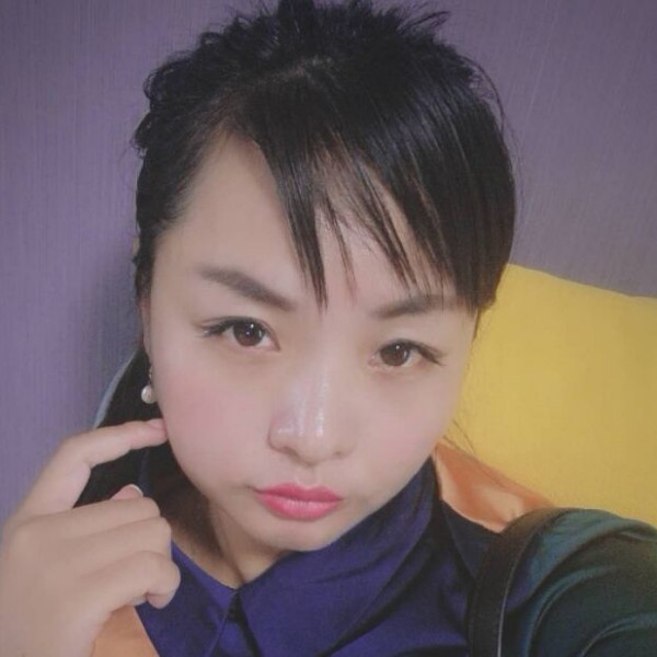 细腻含羞草的照片