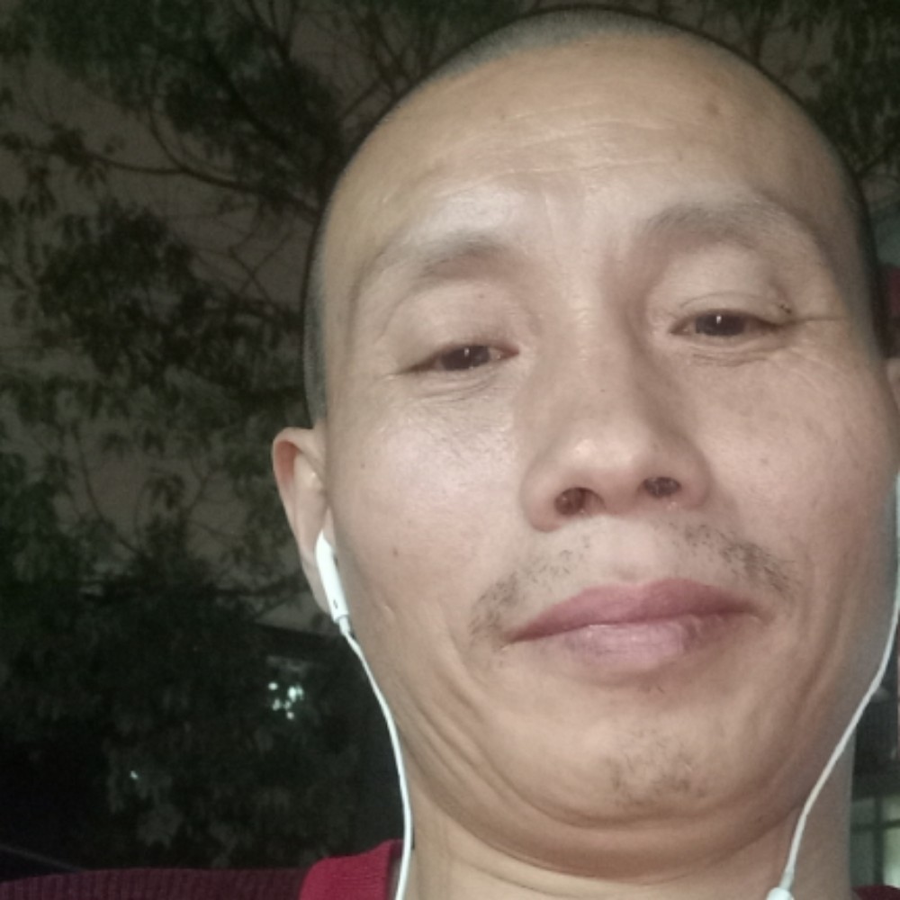 走自己路别人说吧的照片