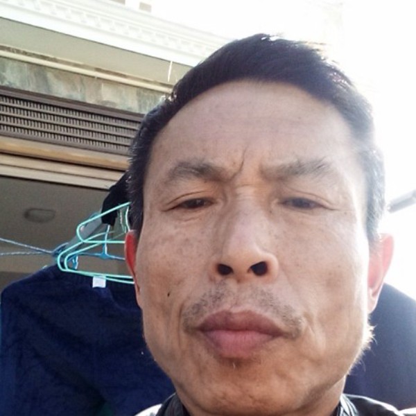 冬天坦率的照片