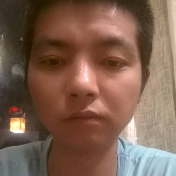鳗鱼回眸钢铁侠的照片