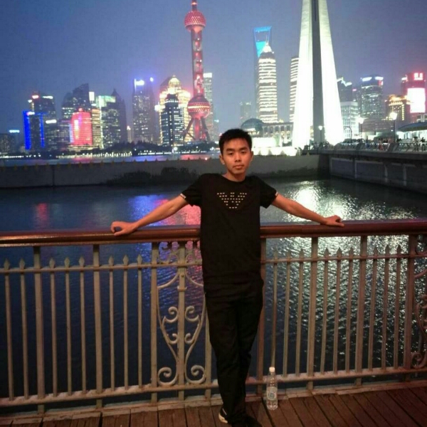 山水停止怕孤单的照片