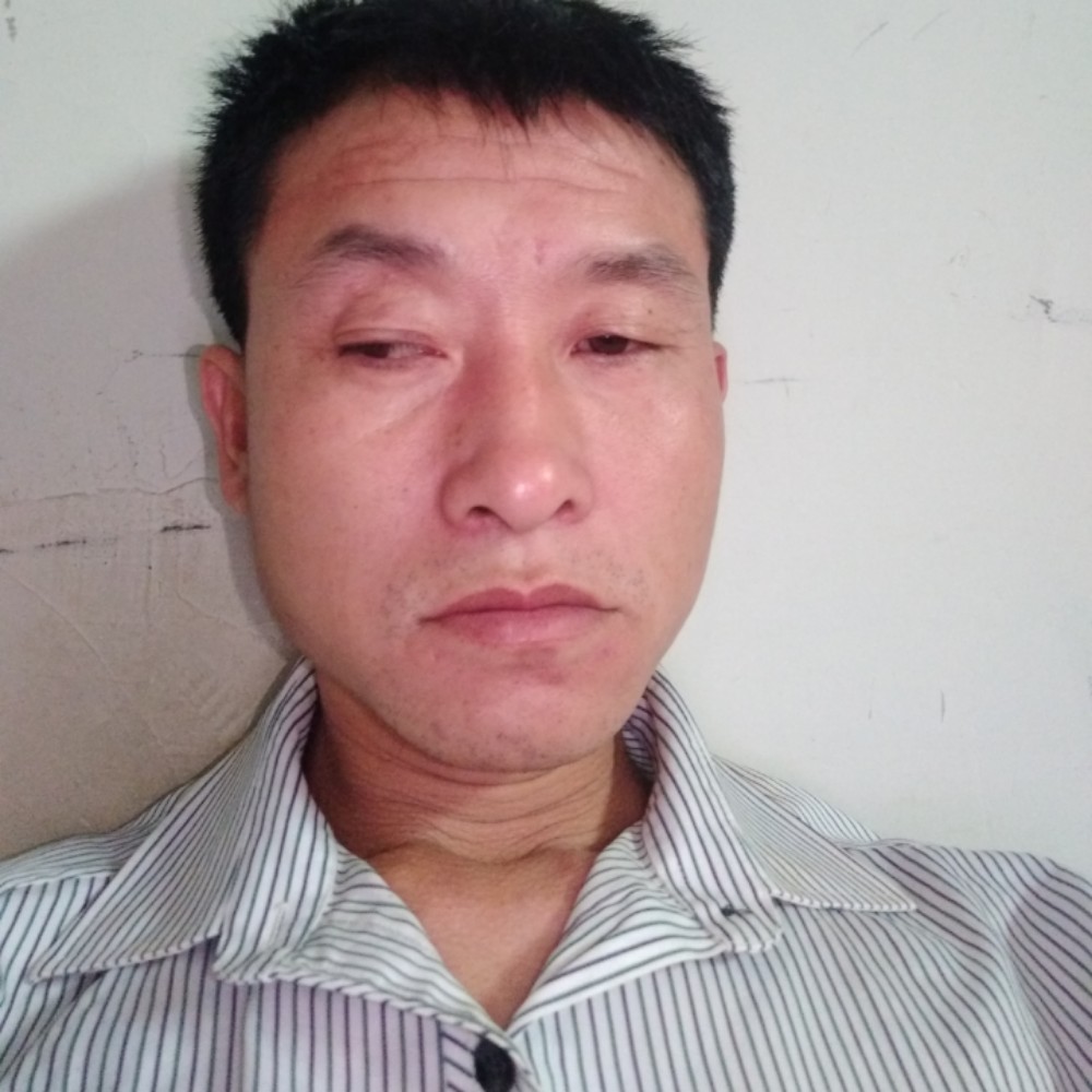 爱笑有蛋挞的照片