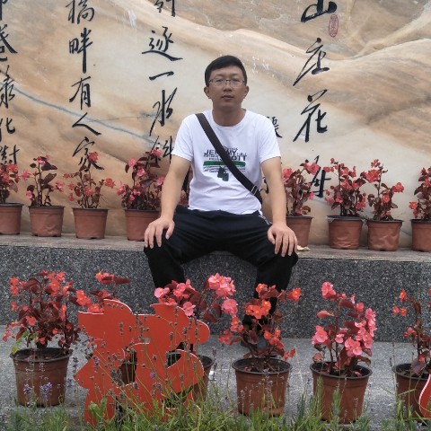 尊云激情1的照片