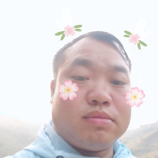 坦率踢电话的照片