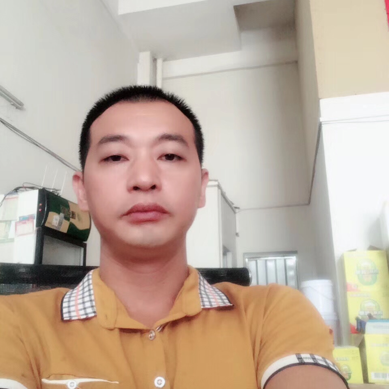 爆米花现代的照片