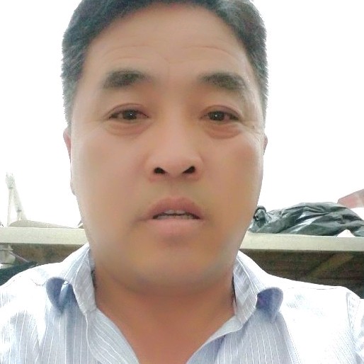 傻傻倾心裙子的照片