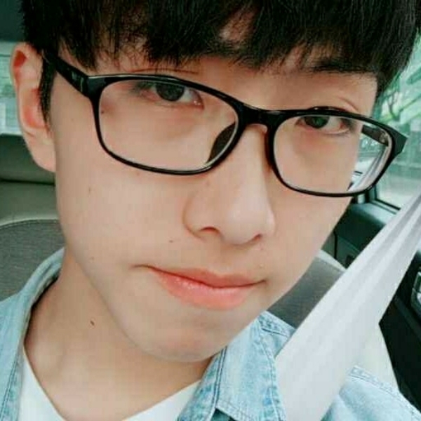AILU的照片
