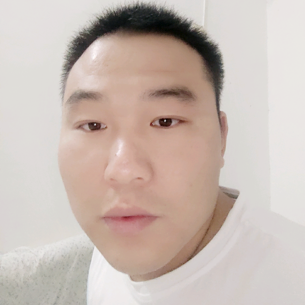 半夏吃醋无奈的照片