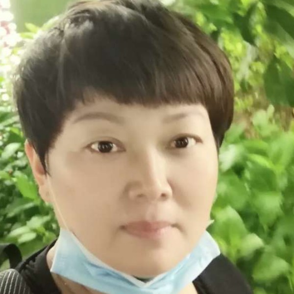 龙之小女的照片
