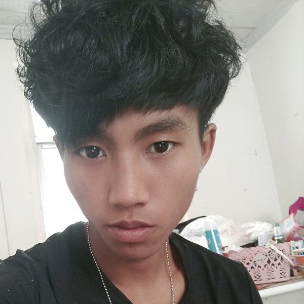 李子请的照片