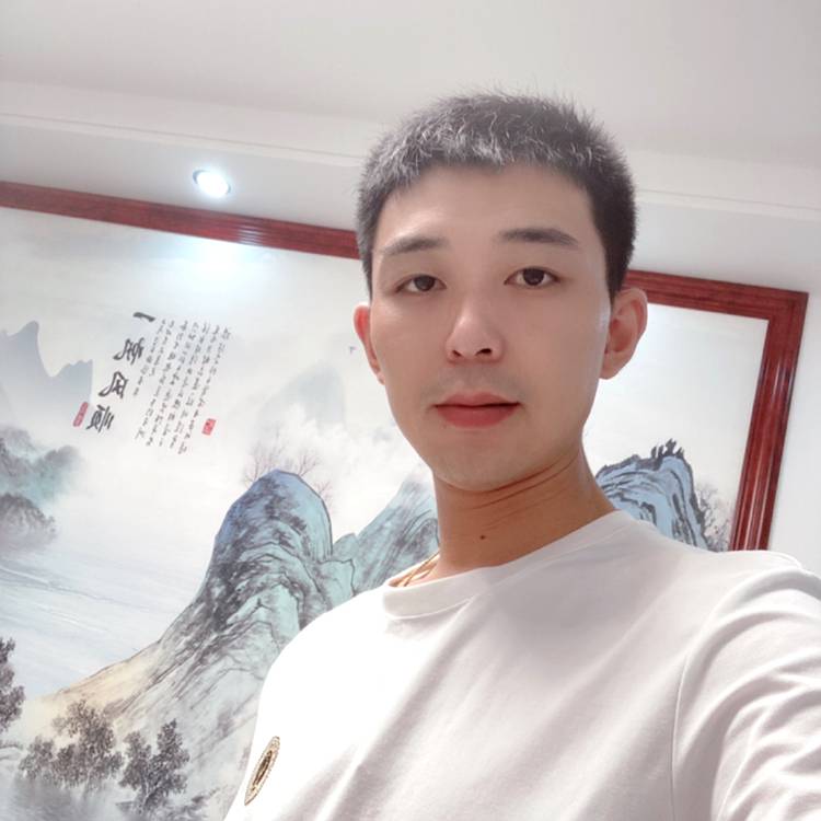 腼腆放弃电话的照片